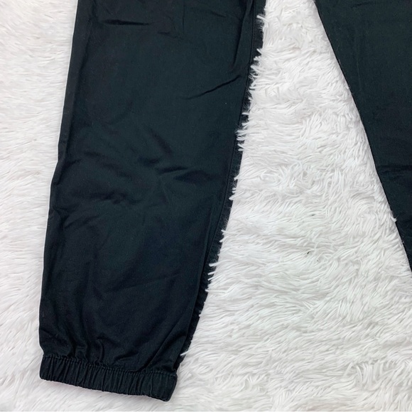 H&M chino joggers pants drawstring waist in black - Picture 12 of 13